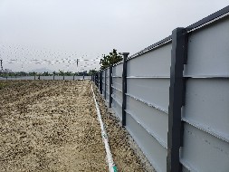 裝配式鋼圍擋價(jià)格多少錢一平米？【旭東鋼構(gòu)圍擋】